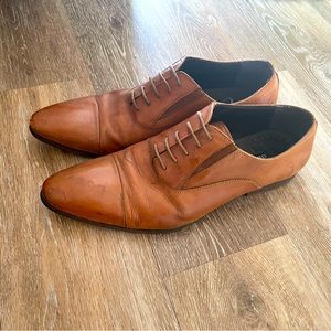 Size 40 Tan oxford shoes